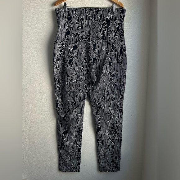 NEW Bitte Kai Rand | Magic Stretch Pants in Black and White - Picture 4 of 11